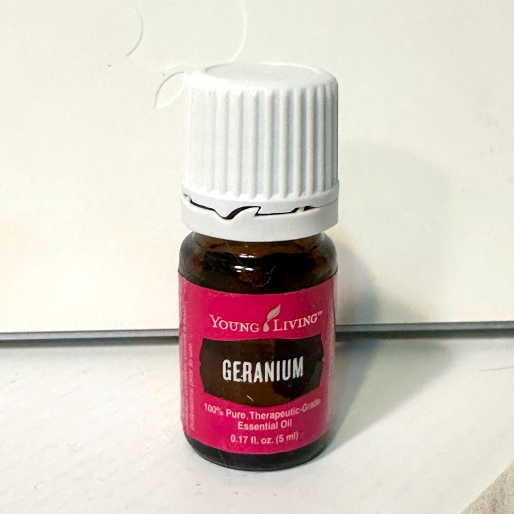 NEW Young Living‎ Geranium Essential Oil, 5ml